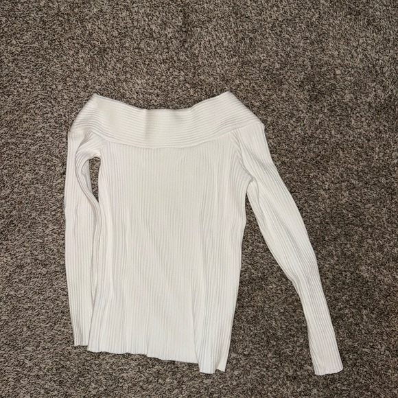 White Off-Shoulder Ribbed Top - Picture 2 of 4